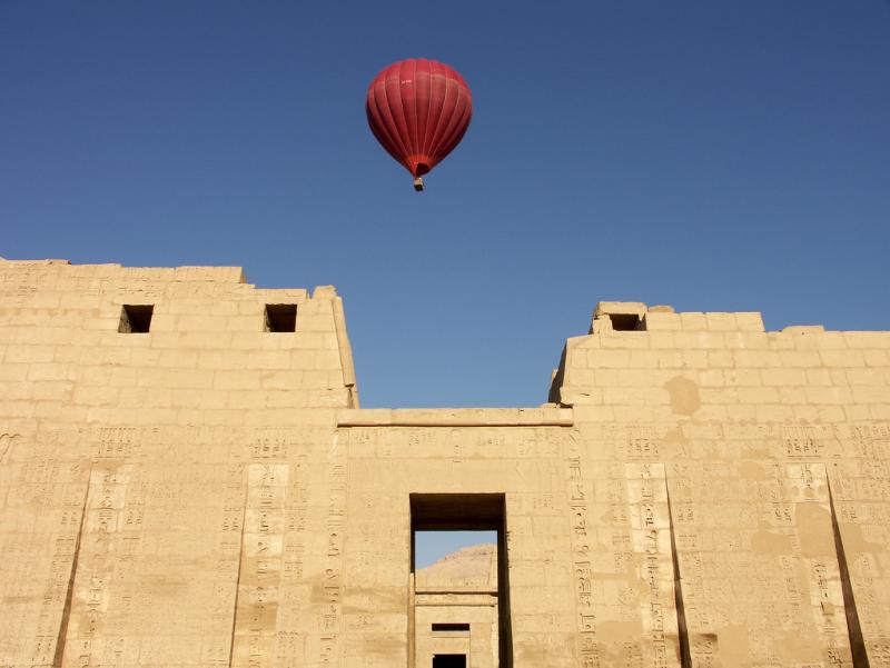 Tour-del-Globo-en-Luxor 1